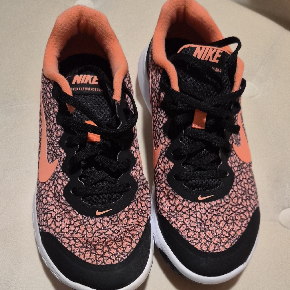 Nike Black and Coral Athletic Shoes